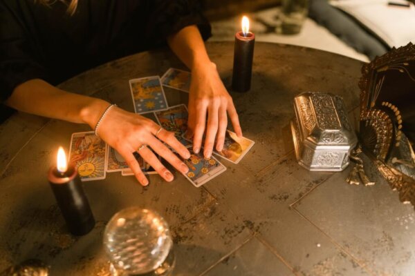 Personalized 30 minutes Tarot Reading Online Session with Lady Magnate | Zodiac Secrets in Tarot | @zodiacsecretsintarot